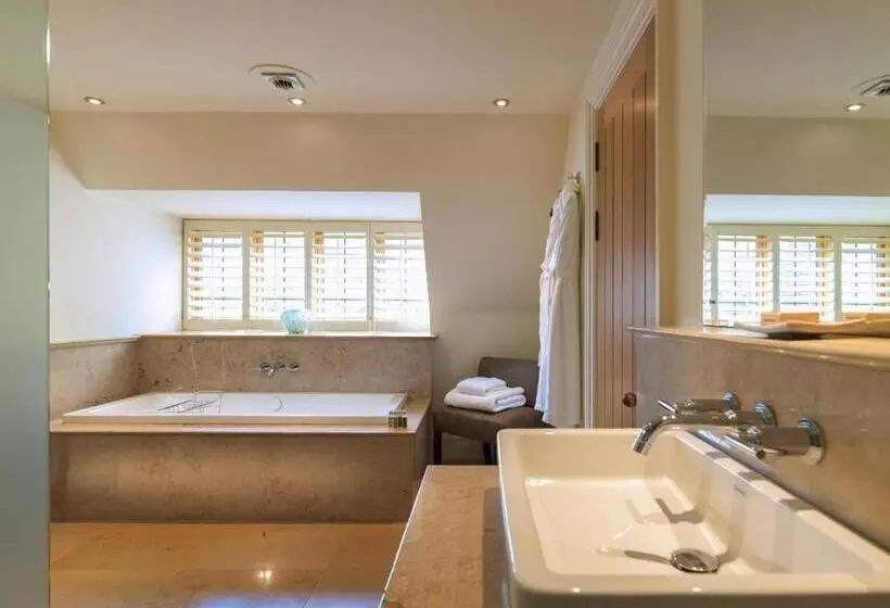 デラックスルーム, Gidleigh Park  A Relais & Chateaux