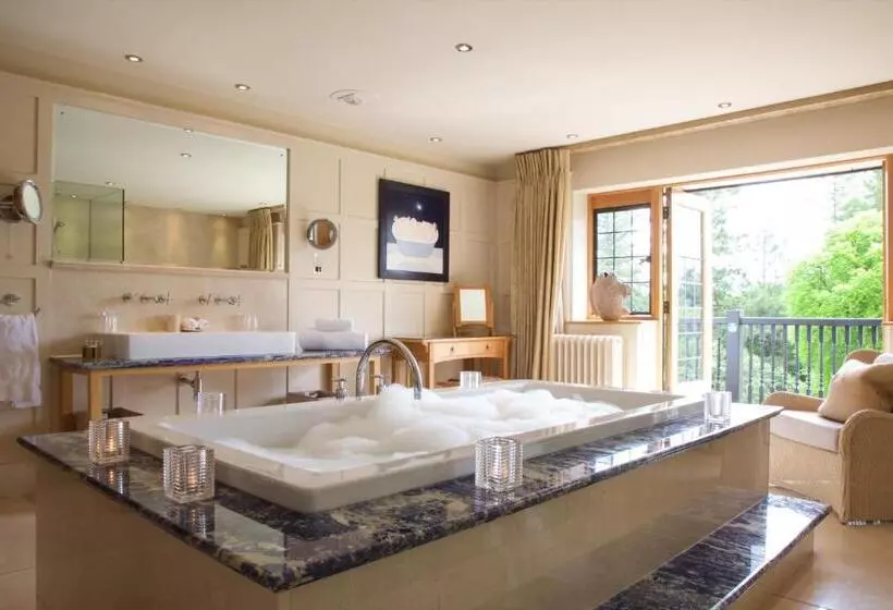 デラックススイート, Gidleigh Park  A Relais & Chateaux