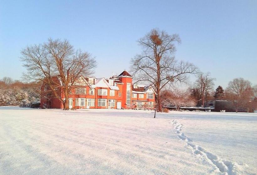 デラックスルーム, Grovefield House