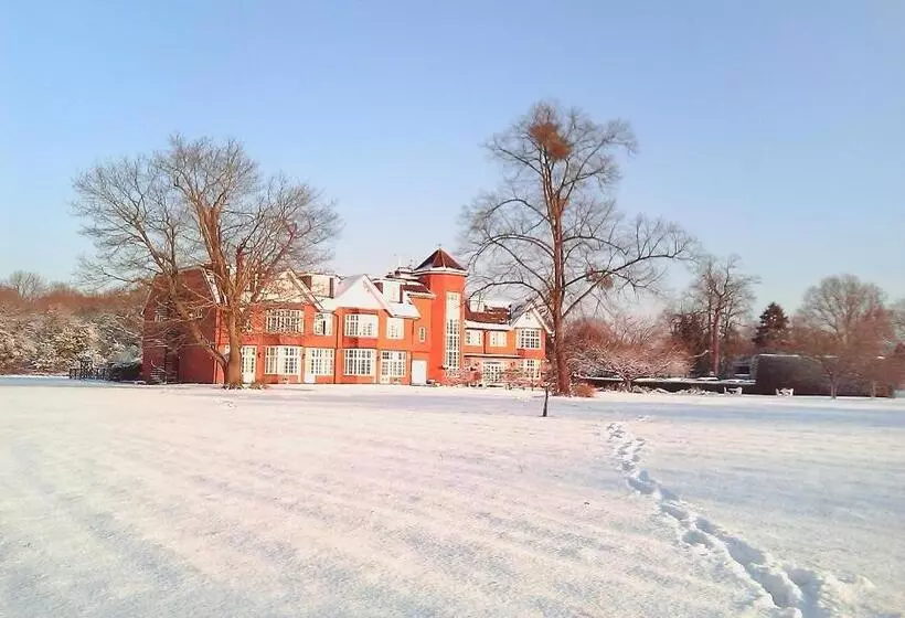 デラックスルーム, Grovefield House