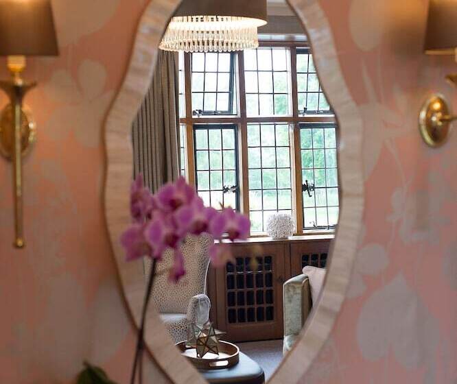 디럭스 스위트, Hogarths Stone Manor