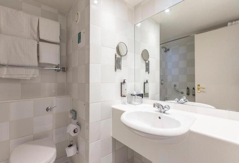 장애인을 위한 스탠다드 룸, Holiday Inn Basildon, An Ihg