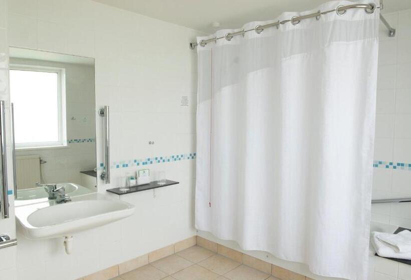 장애인을 위한 스탠다드 룸, Holiday Inn Basildon, An Ihg