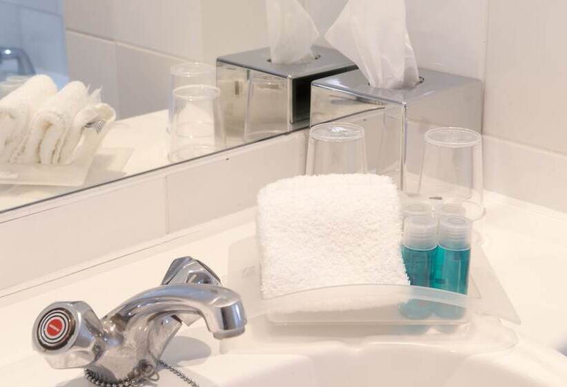 Номер Стандарт, Holiday Inn Basildon, An Ihg