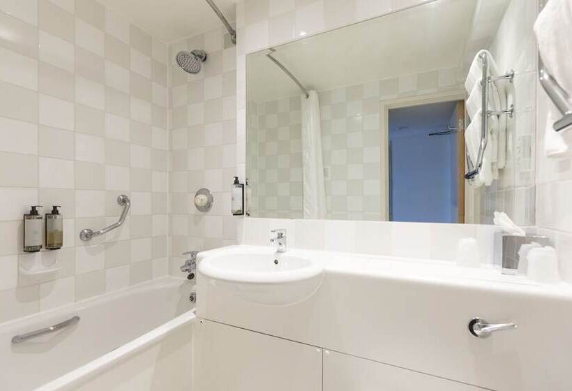 스탠다드 룸, Holiday Inn Basildon, An Ihg