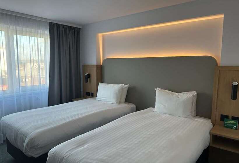 스탠다드 룸, Holiday Inn Basildon, An Ihg