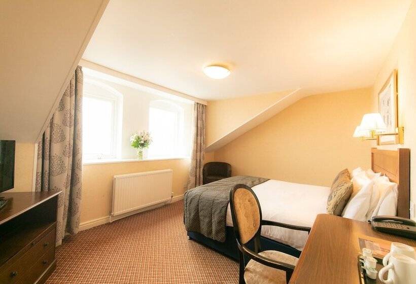 اتاق استاندارد با چشمانداز دریا, Imperial Hotel Blackpool
