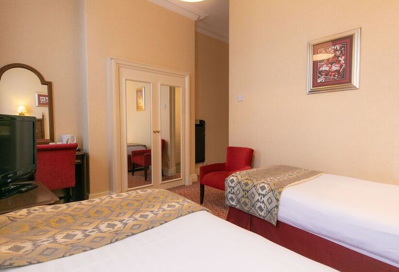 اتاق خانوادگی, Imperial Hotel Blackpool