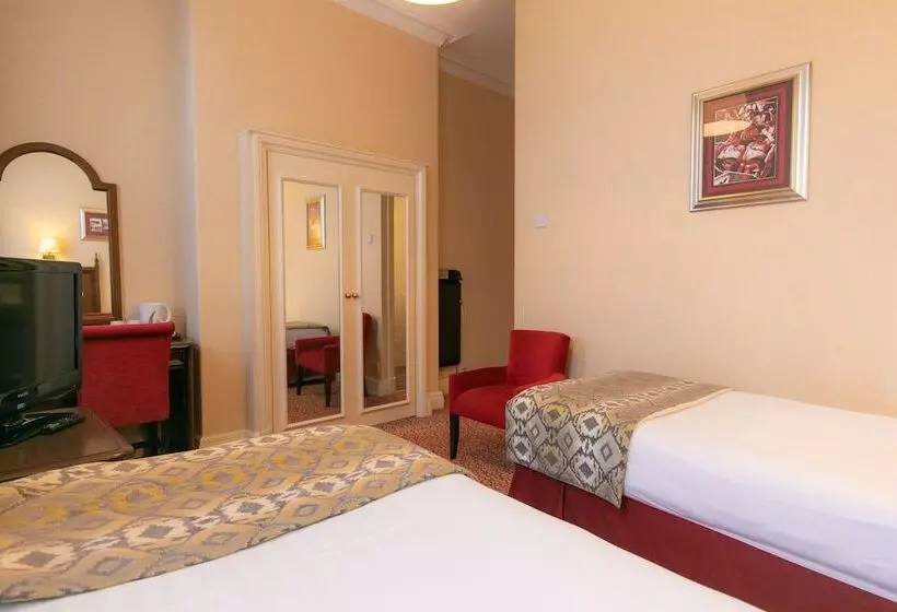 اتاق خانوادگی, Imperial Hotel Blackpool