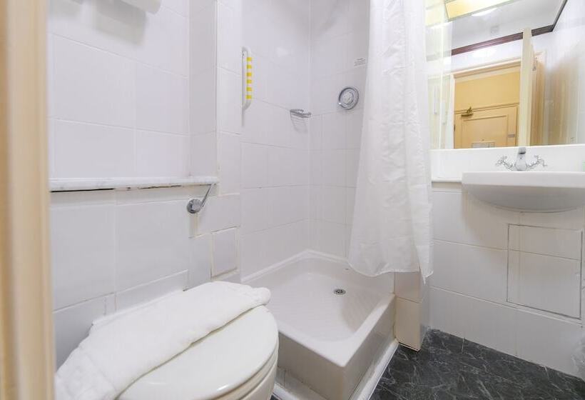 اتاق استاندارد یک نفره, Imperial Hotel Blackpool