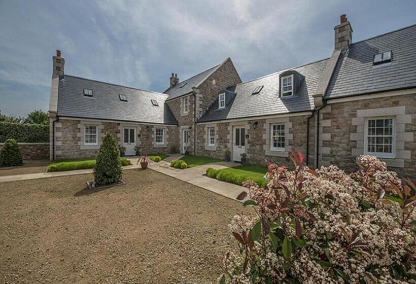 خانه 4 خوابه, La Place