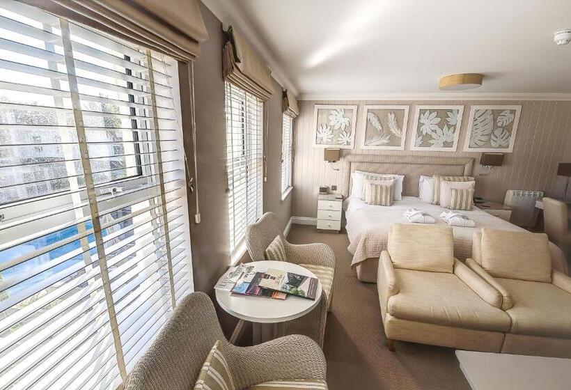 اتاق لوکس, La Place