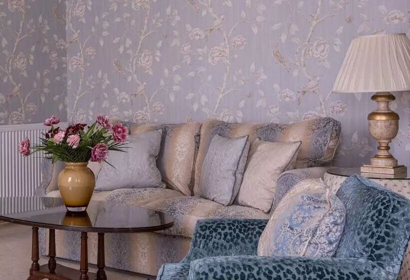 ジュニアスイート, Lucknam Park