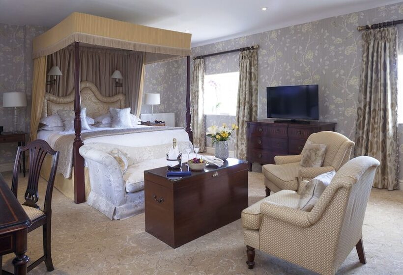 Полулюкс, Lucknam Park