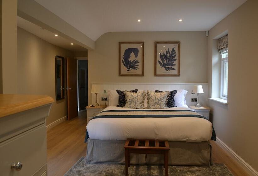 Дом 1 Спальня, Lucknam Park