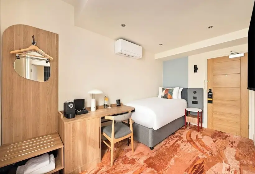 スタンダードルーム, Mercure London Bloomsbury