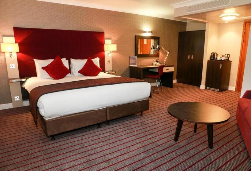 חדר דחוקס עם מיטת קינג, Mercure London Heathrow