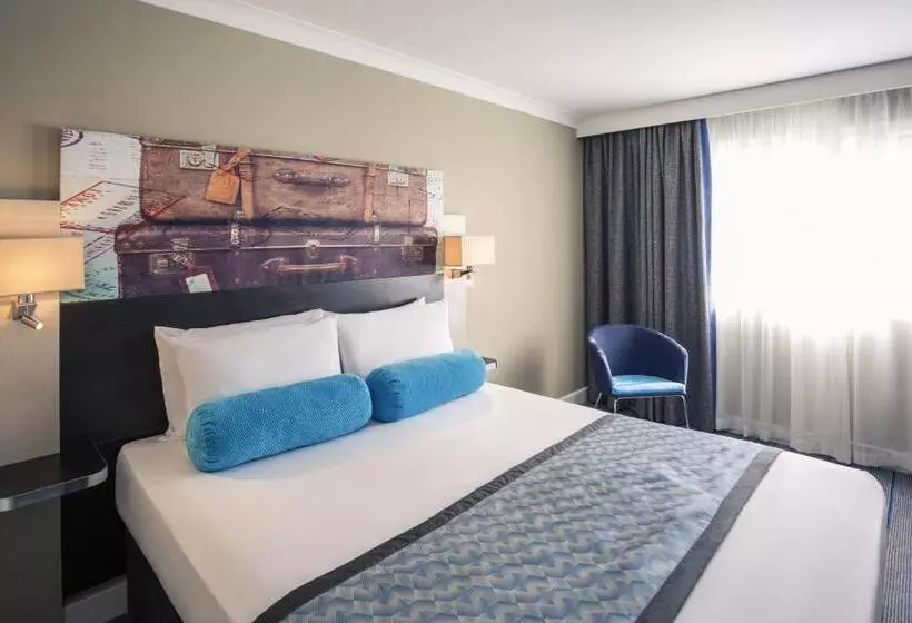 اتاق سوپریور, Mercure London Heathrow