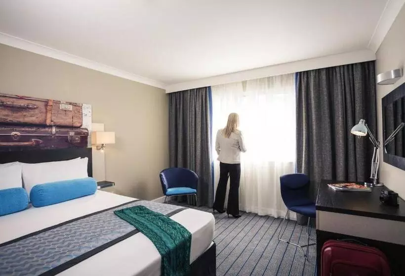 اتاق سوپریور, Mercure London Heathrow