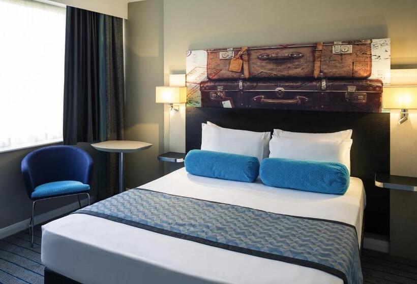 חדר סטנדרט, Mercure London Heathrow