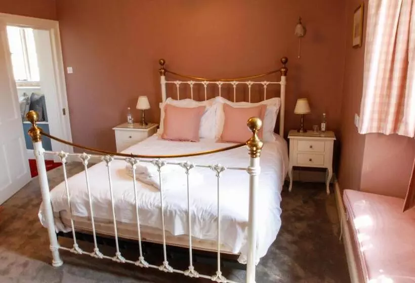 1ベッドルームハウス, Mortons Manor