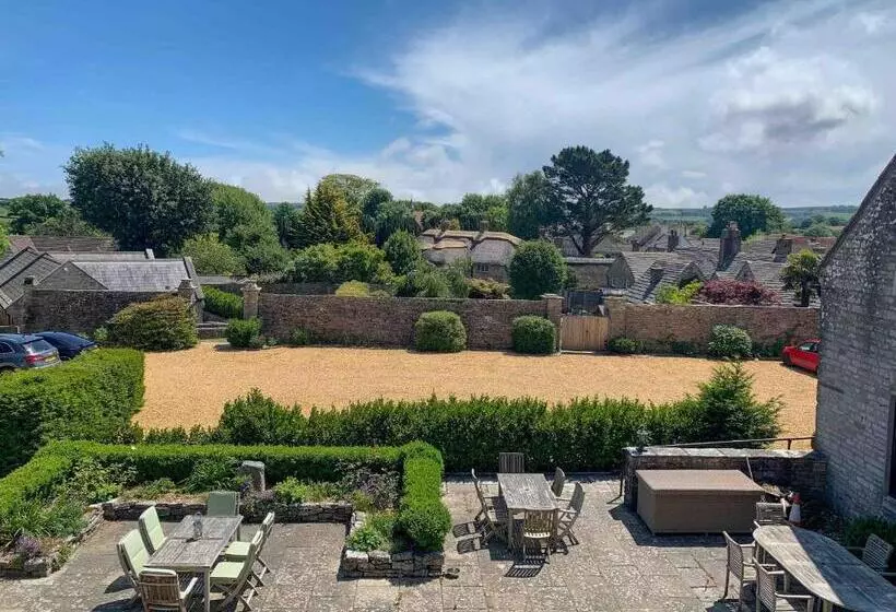 スタンダードルーム, Mortons Manor