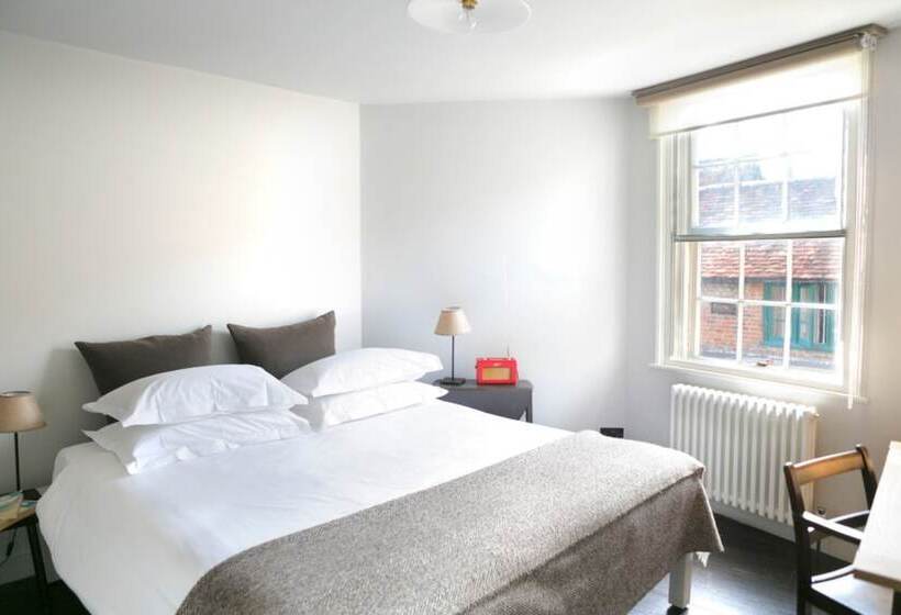 スタンダードルーム, The Crown