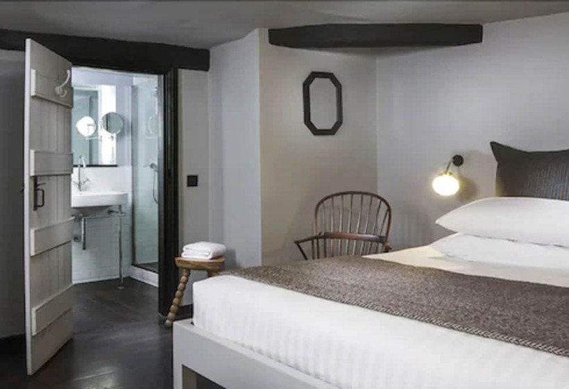 スタンダードルーム, The Crown