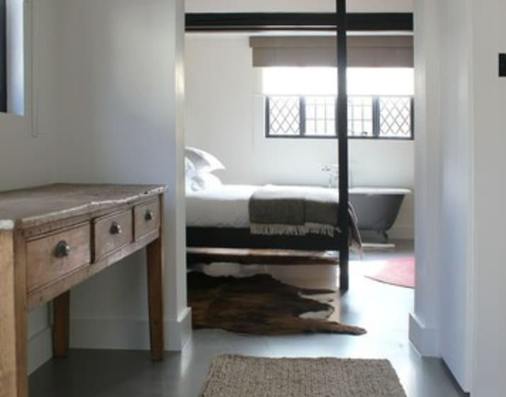 スイート, The Crown