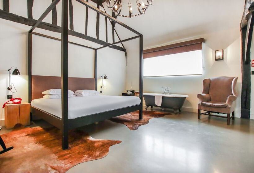 スイート, The Crown