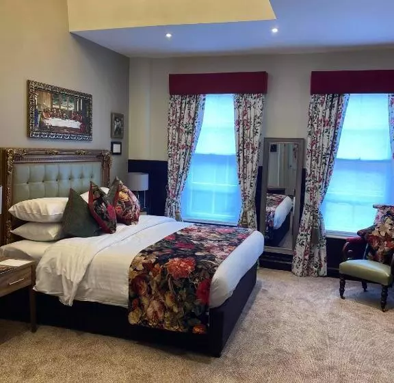 デラックスルーム, The Feathers Hotel, Ledbury, Herefordshire