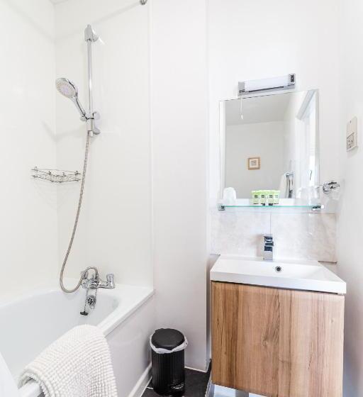 סוויטה משפחתית, Mount Pleasant