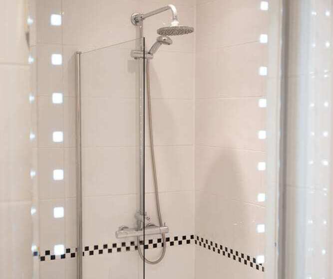 ガーデンビュースーペリアールーム, The Roseate Villa Bath