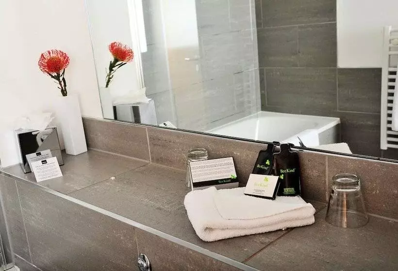 اتاق استاندارد, The Royal Hotel Cardiff