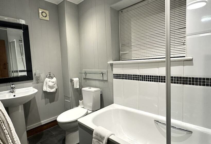 标准间, Scole Inn