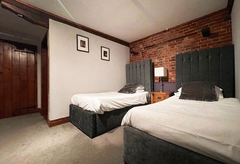 标准间, Scole Inn