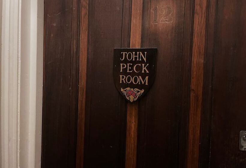 豪华房间, Scole Inn