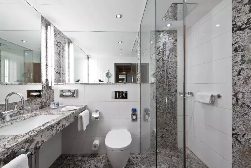 اتاق استاندارد با چشمانداز باغ, The Warwick Fiji