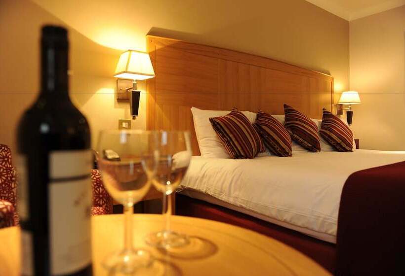 Номер Стандарт, Westmead Hotel Bar & Restaurant