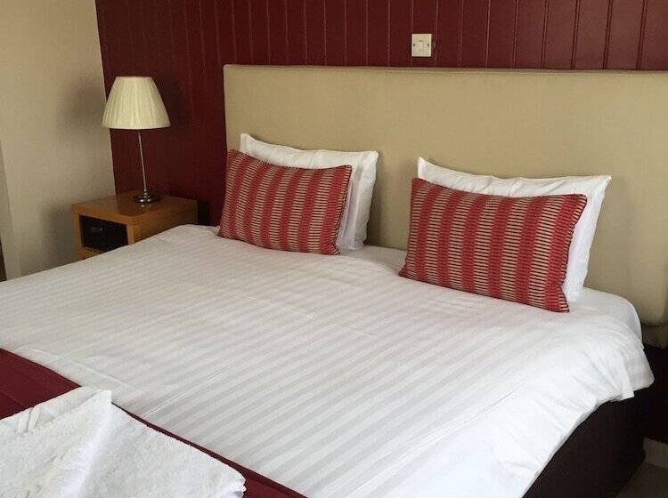 标准间, The White Swan