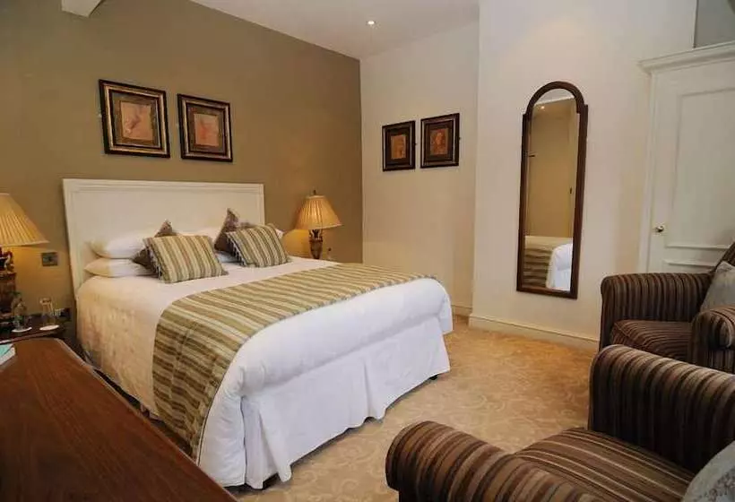 Classic-huone, Ye Olde Bell Hotel & Spa