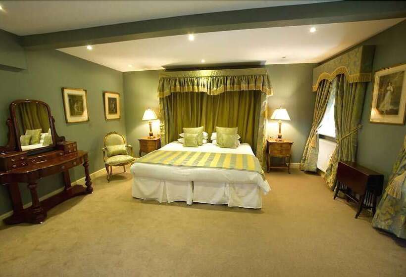 חדר סופריור, Ye Olde Bell Hotel & Spa