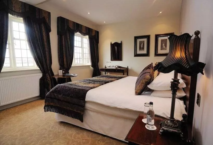 Superior-huone, Ye Olde Bell Hotel & Spa