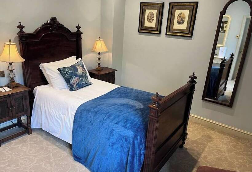 اتاق کلاسیک یک تخته, Ye Olde Bell Hotel & Spa