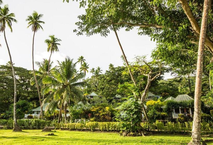 Bungalow Standard 2 Bedrooms Garden View, Koro Sun Resort & Rainforest Spa