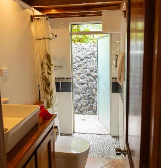 بانگلوی استاندارد 2 خوابه, Koro Sun Resort & Rainforest Spa