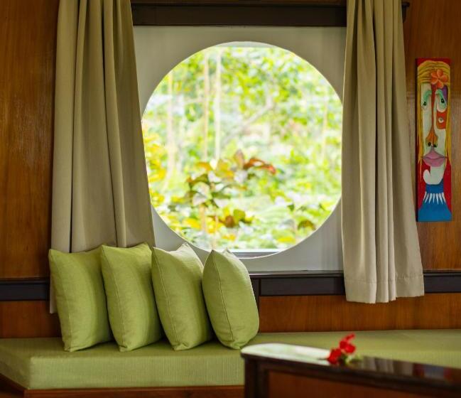 ویلای 1 خوابه, Koro Sun Resort & Rainforest Spa