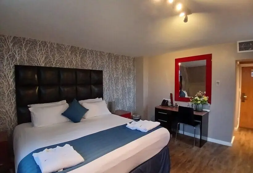 اتاق استاندارد, Royal Hotel Cardiff by Belvilla