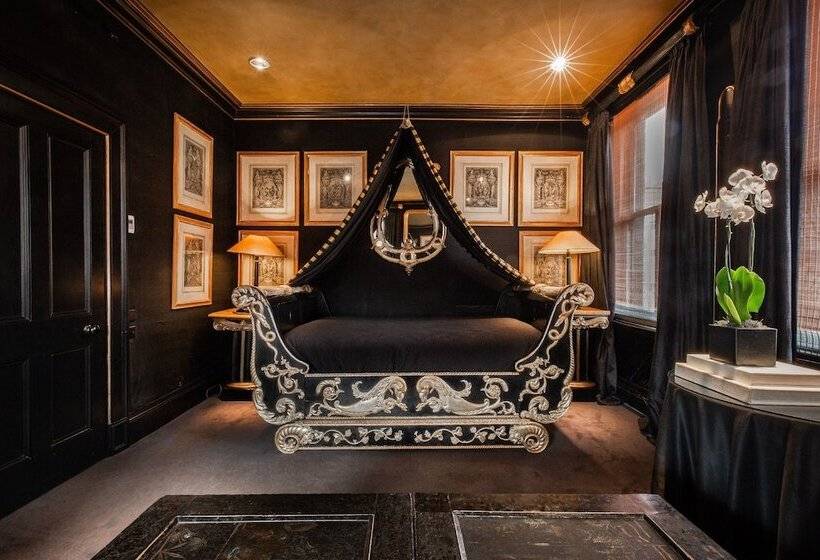 Standard Room, Blakes Hotel London