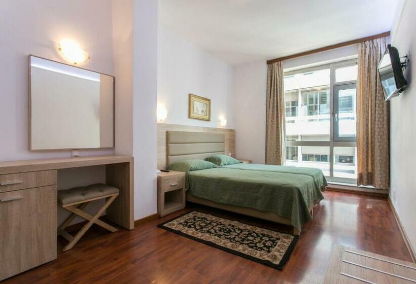 Номер Стандарт, Arethusa Hotel Athens